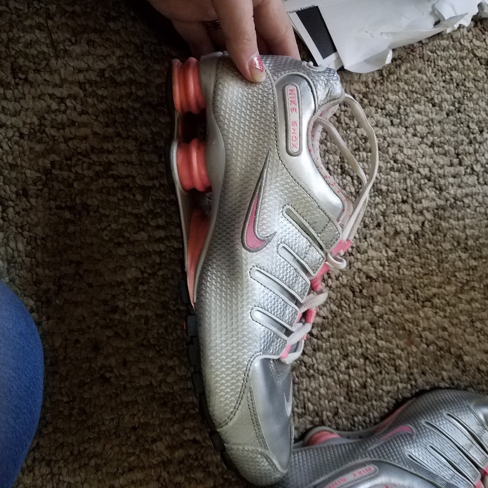 Silver and pink size 9 nike shox. Smoke free home